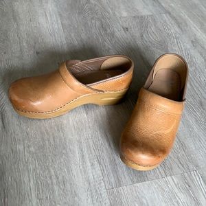 Dansko honey clogs